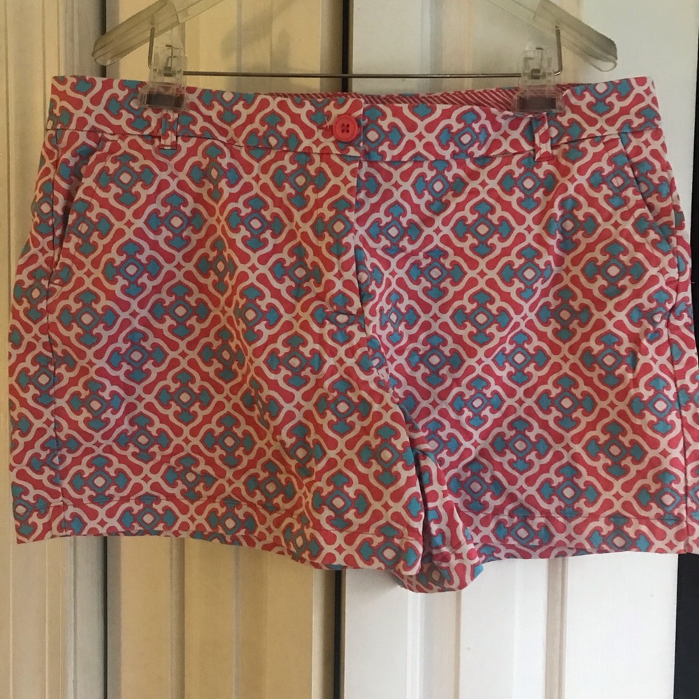 Crown & ivy RW&B pattered shorts